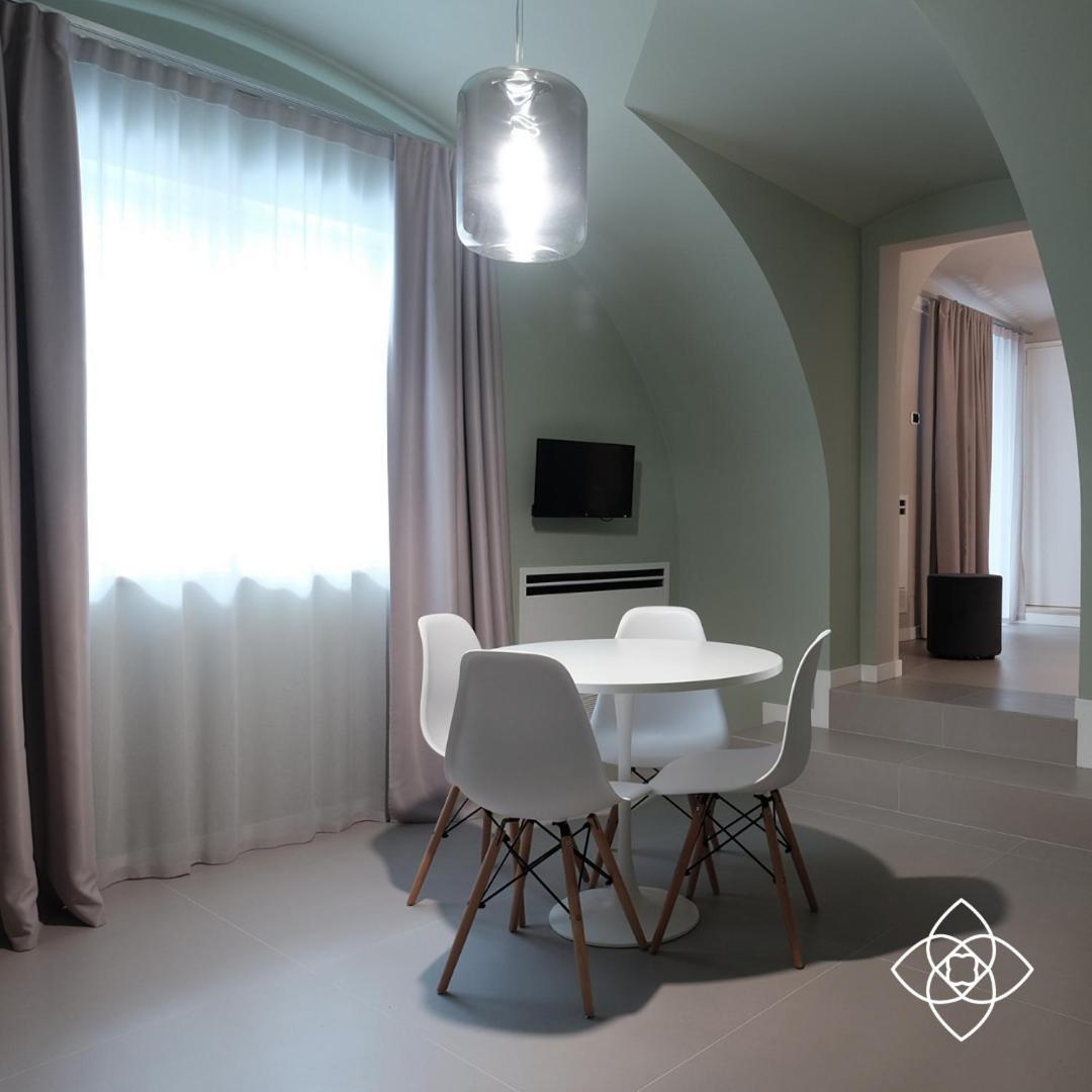 B&Bari, Via Cairoli, Le Case Di Aurelia Guesthouse ภายนอก รูปภาพ