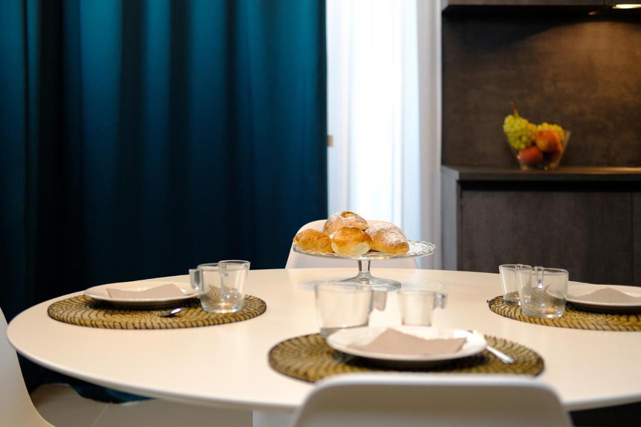 B&Bari, Via Cairoli, Le Case Di Aurelia Guesthouse ภายนอก รูปภาพ